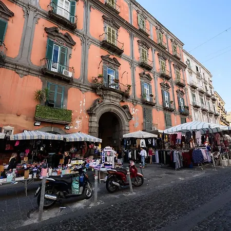 Palazzo Dello Spagnolo Lägenhet Neapel