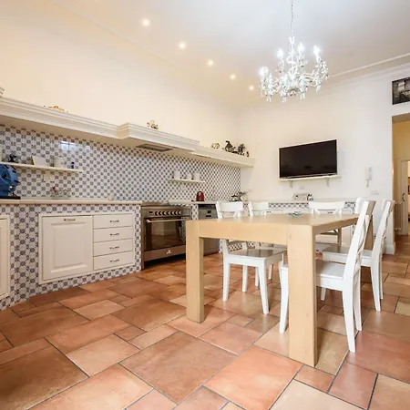Palazzo Dello Spagnolo Apartmán Neapol