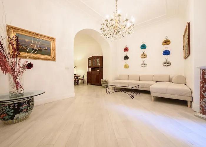 Palazzo Dello Spagnolo * ナポリ