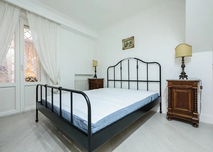 Palazzo Dello Spagnolo ナポリ